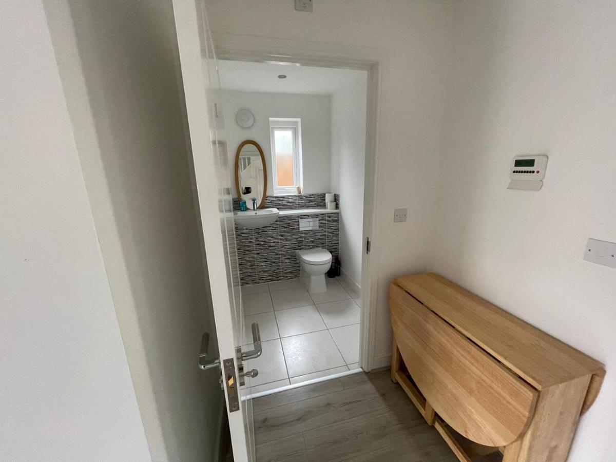 Modern Room With Huge Bed - Walk To City Centre! Манчестер Экстерьер фото